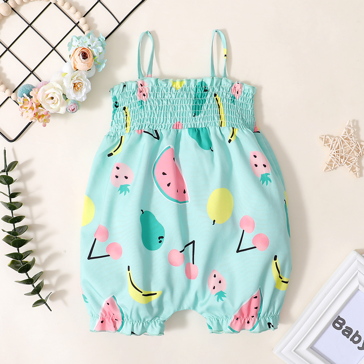 

1pcs Baby Girl Sleeveless Fruit Print Jumpsuit
