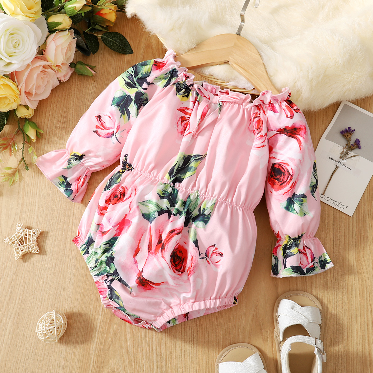 

Baby Girl Off Shoulder Ruffled Long-sleeve Floral Print Bodysuit Romper