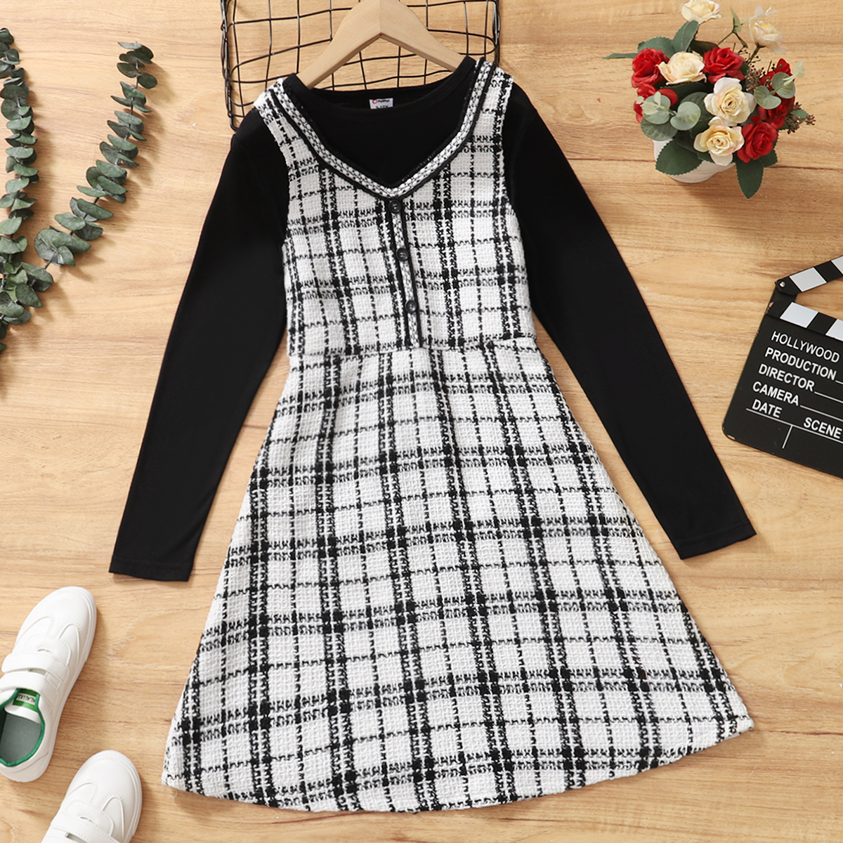 

2-piece Kid Girl Long-sleeve Black Tee and Button Design Plaid Dress Set