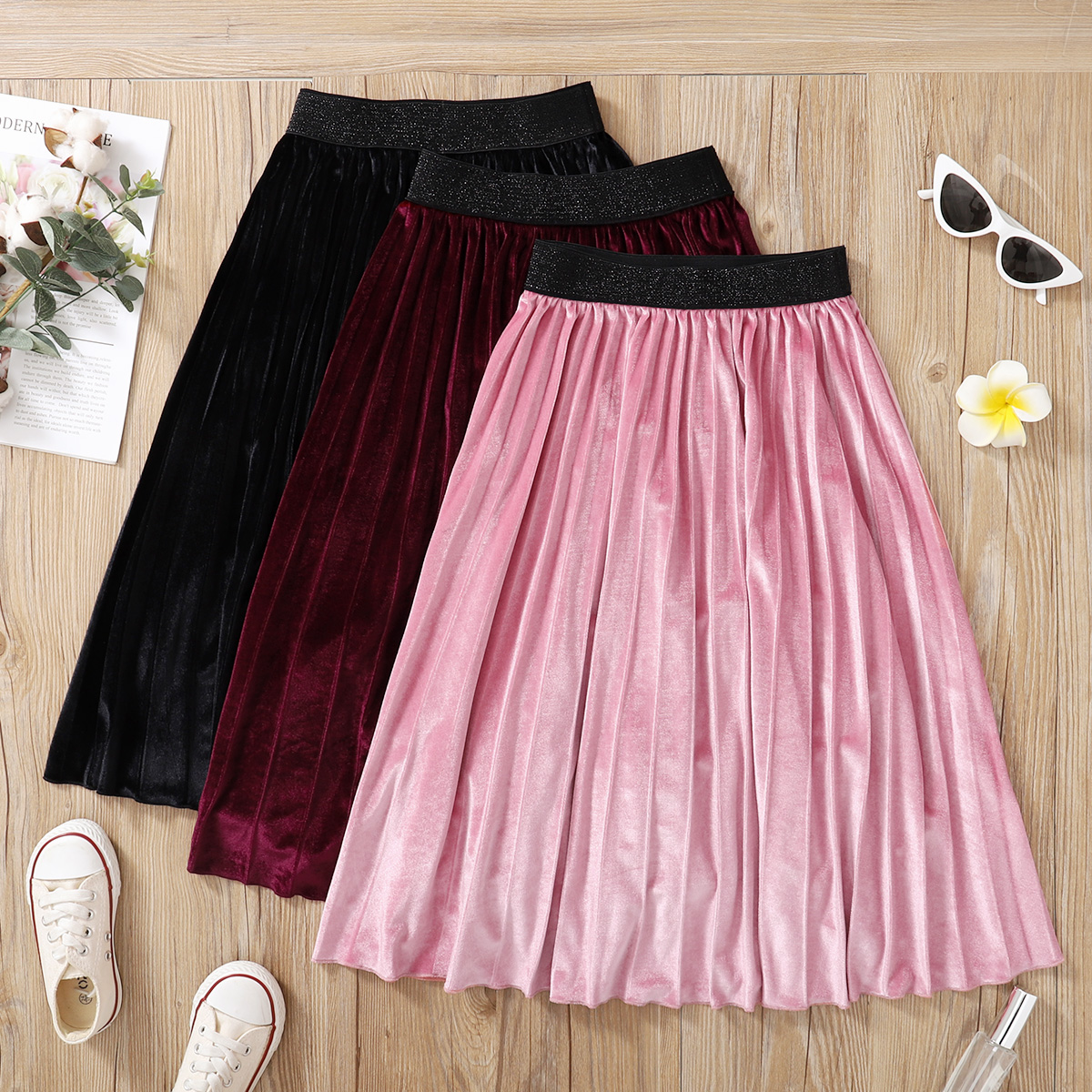 

Kid Girl Elasticized Pleated Red Velvet Skirt