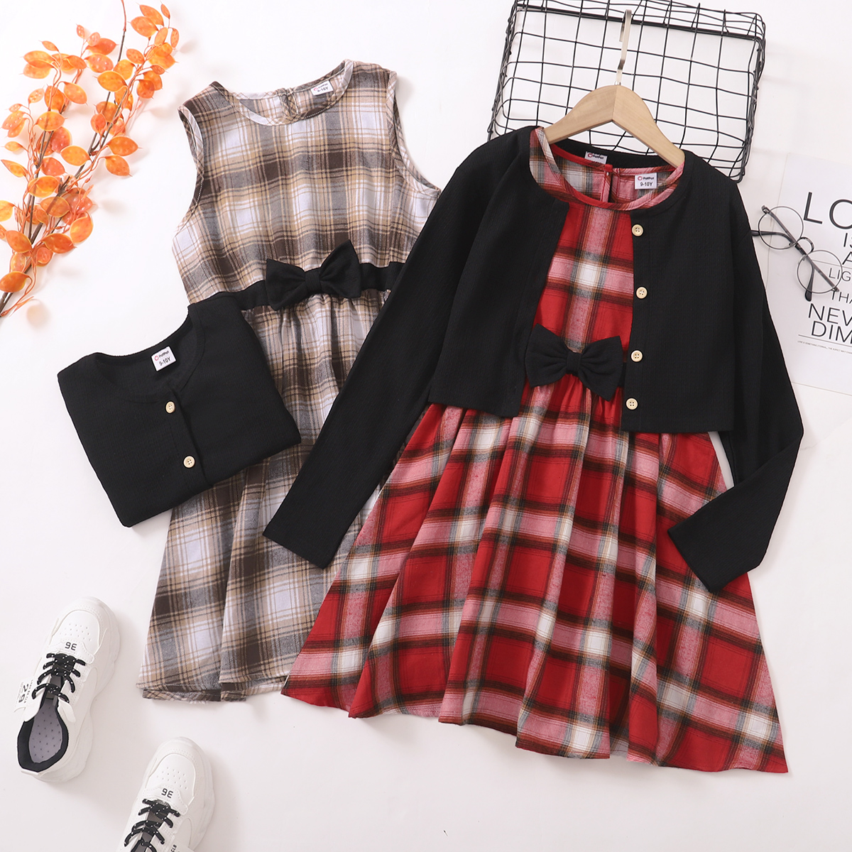 

2-piece Kid Girl Bowknot Design Sleeveless Plaid Dress and Button Design Black Cardigan Set
