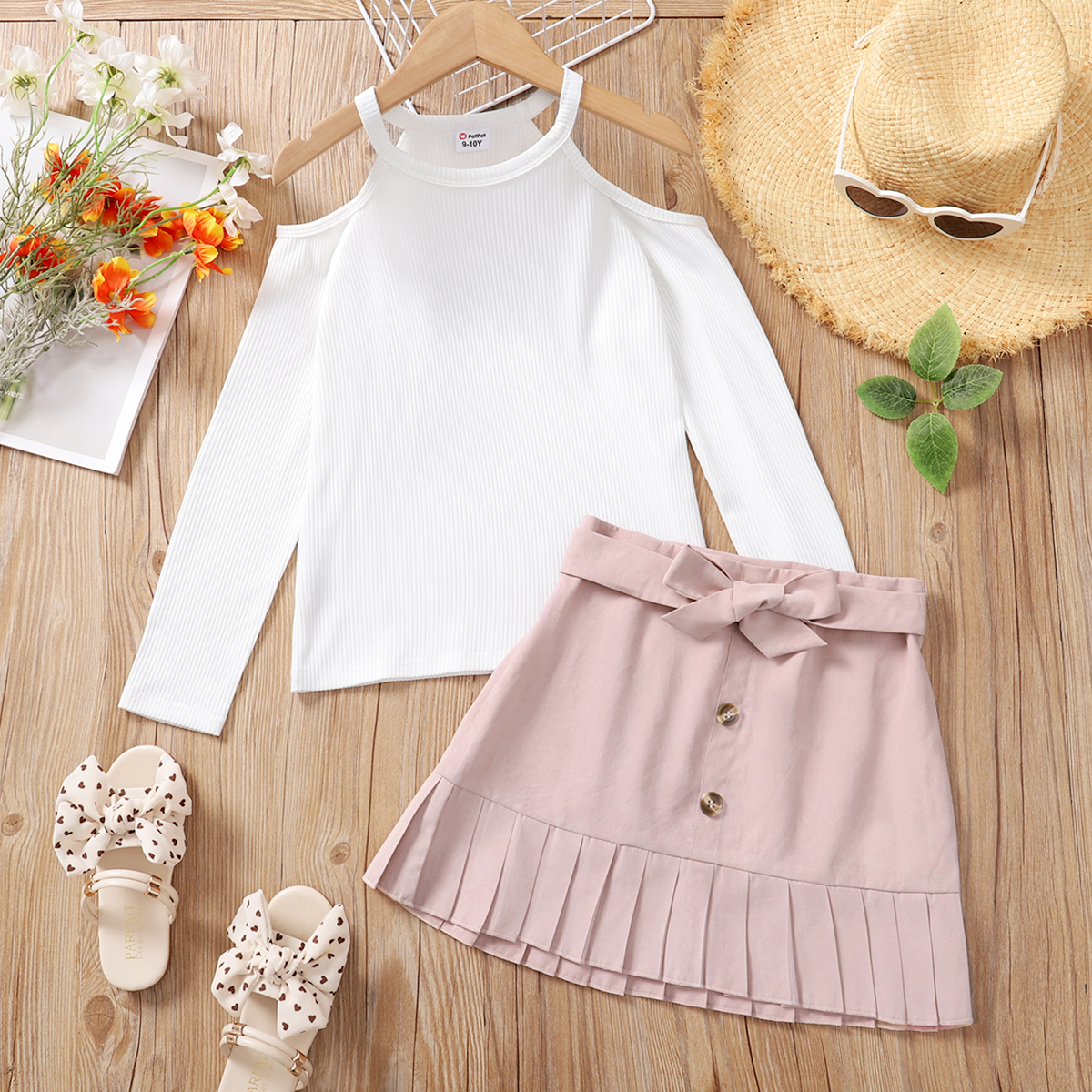 

2-piece Kid Girl Cold Shoulder Long-sleeve White Tee and Bowknot Design Pleated Hem Pink Skirt Set