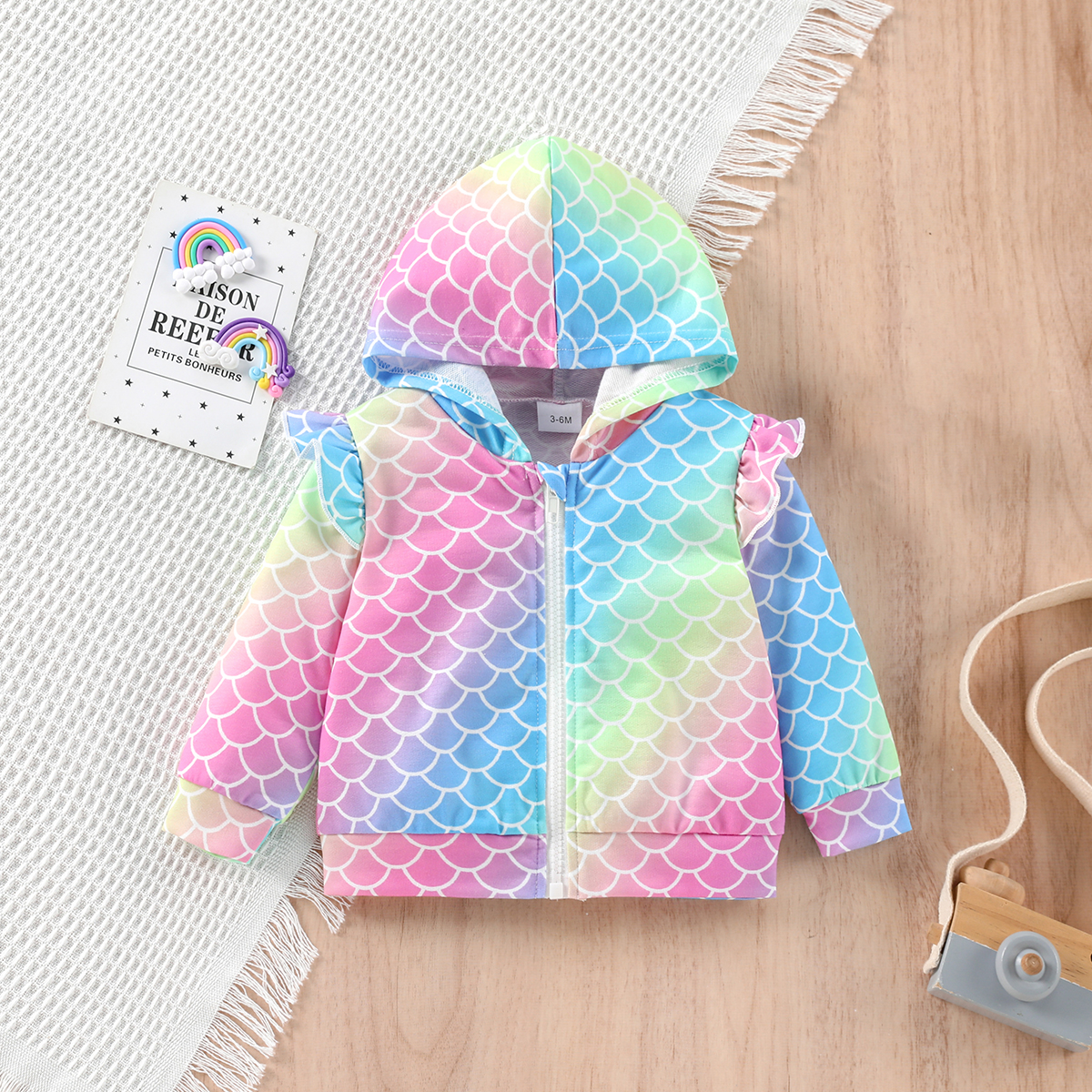 

Baby Girl Colorful Fish Scale Print Ruffle Trim Long-sleeve Hooded Zip Jacket