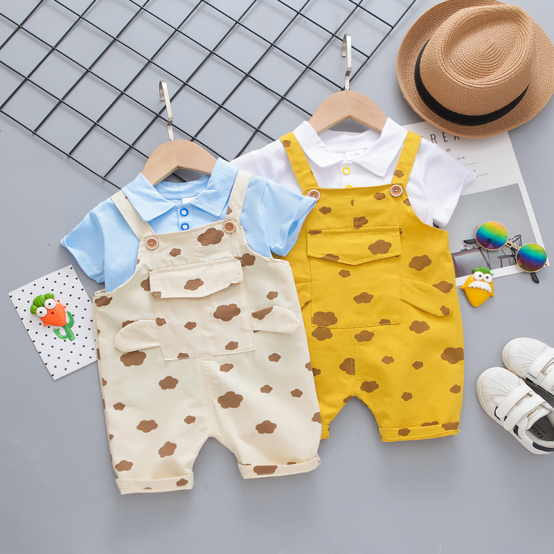 

2pcs Cow Print Lapel Collar Short-sleeve Baby Set