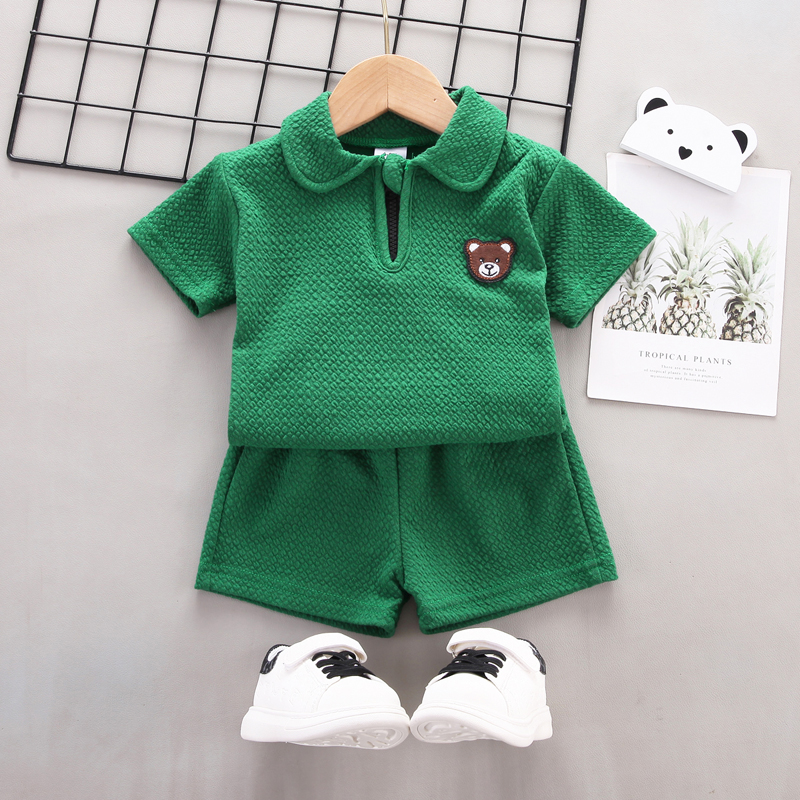 

2pcs Baby Boy/Girl Cartoon Bear Design Green Textured Short-sleeve Top and Shorts Set