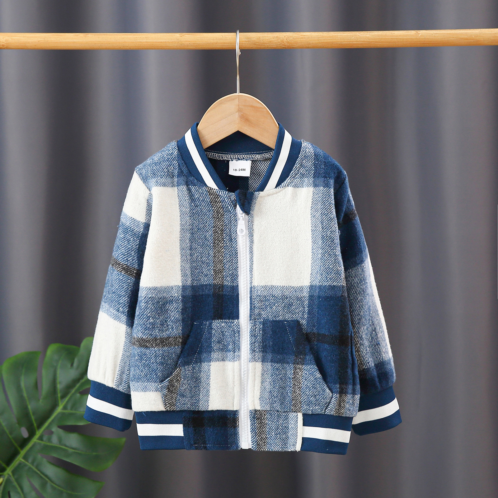 

Toddler Boy/Girl 100% Cotton Striped Zipper Pocket Design Plaid Bomber Jacket