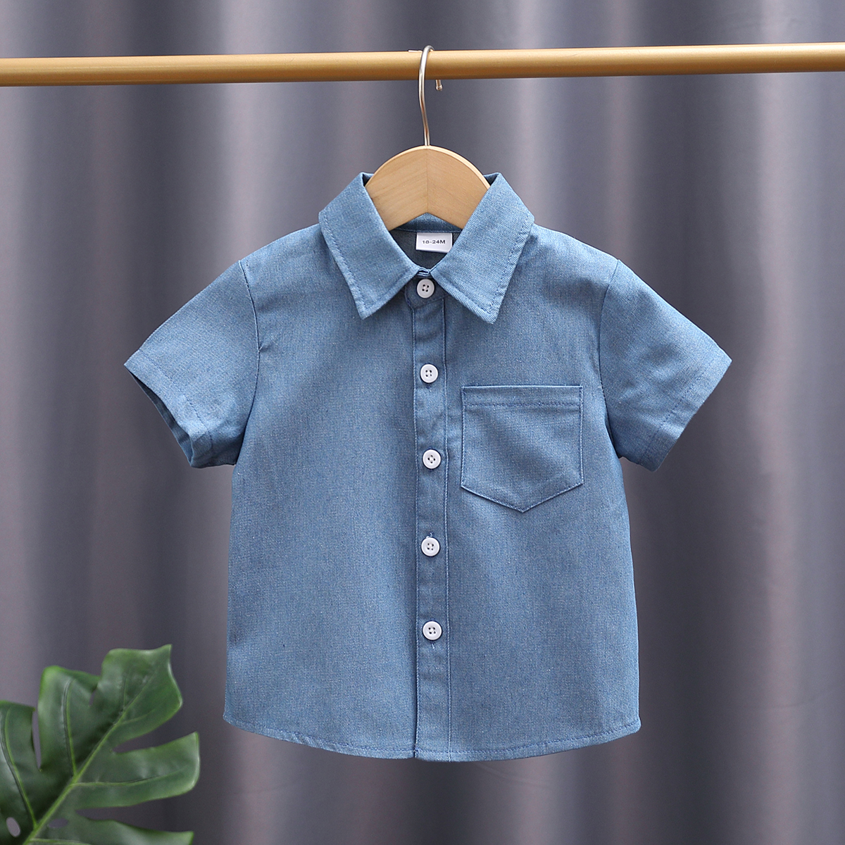 

Toddler Boy Lapel Collar Button Design Denim Short-sleeve Shirt
