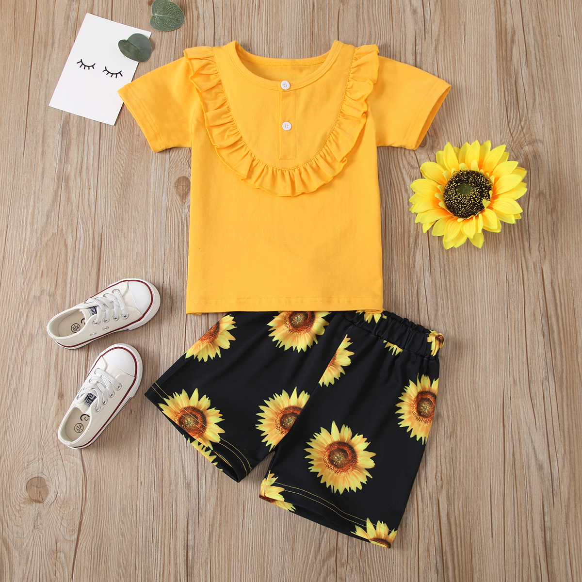 

2pcs Baby Girl Sweet Sunflowers Solid Short-sleeve Cotton Baby's Sets