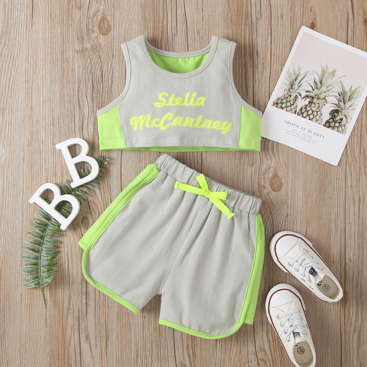 

2pcs Baby Girl Sports Letter Sleeveless Baby's Sets