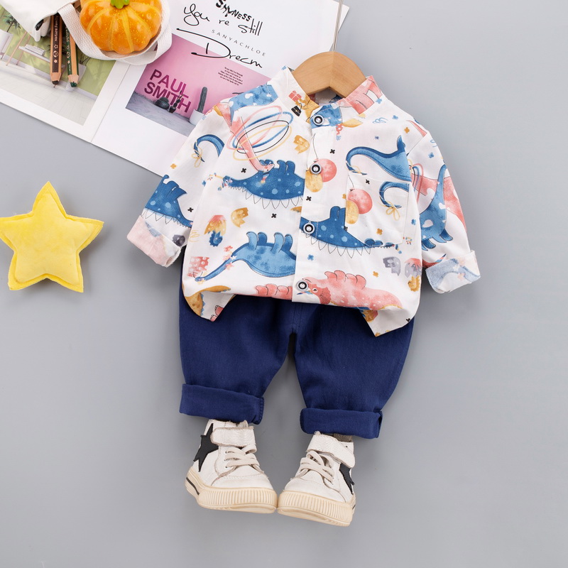 

Baby 2pcs Cartoon Dinosaur Print Short-sleeve Shirt and Solid Shorts Set