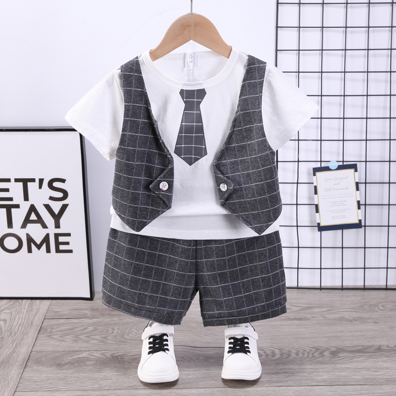 

2pcs Toddler Boy Gentleman Suit, Faux-two Tee and Plaid Shorts Set