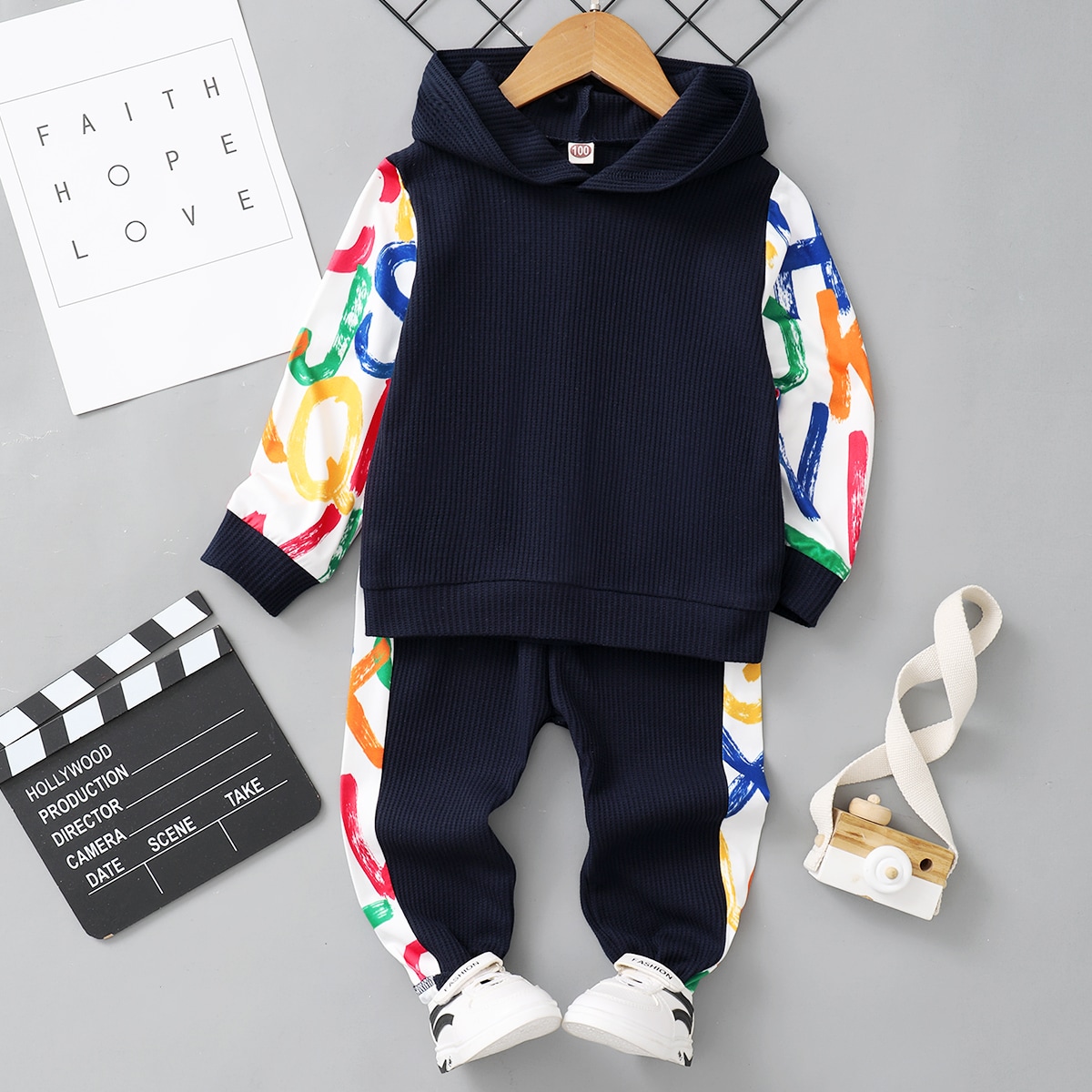 

2-piece Toddler Boy Letter Print Colorblock Hoodie Sweatshirt and Elasticized Pants Set