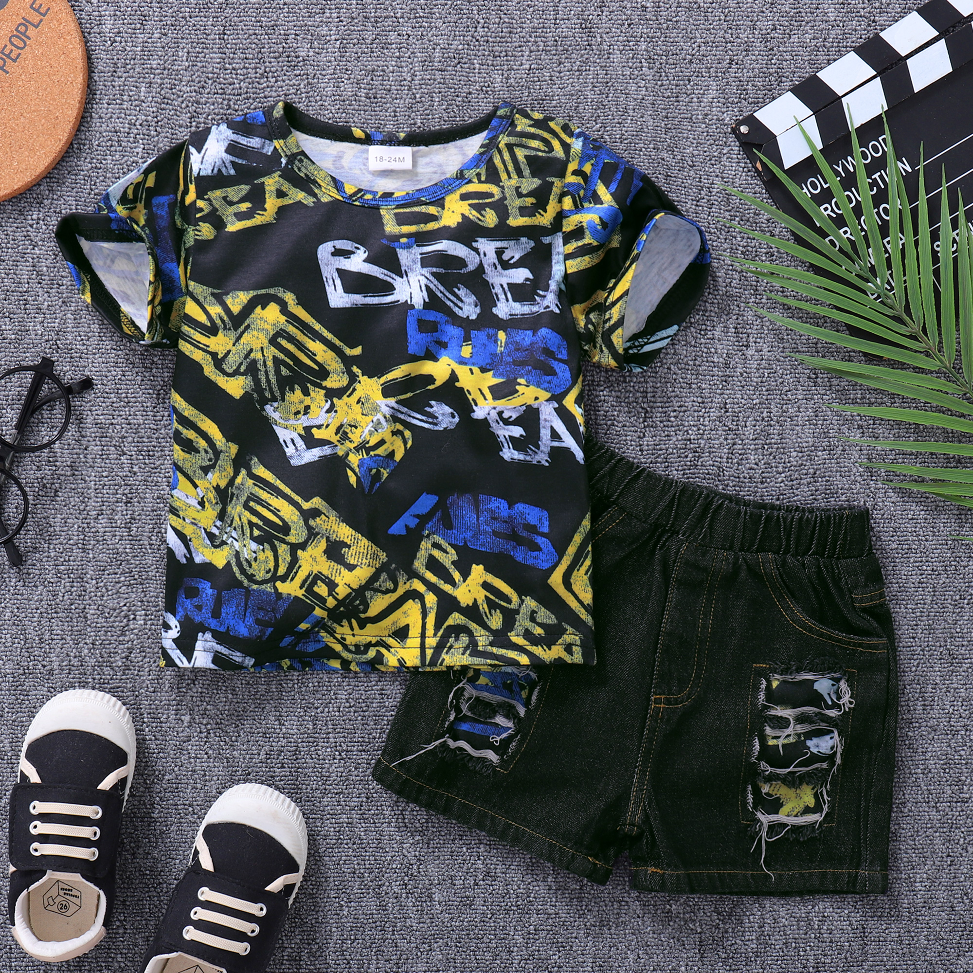 

2pcs Toddler Boy Trendy Ripped Denim Shorts & Letter Print Tee Set
