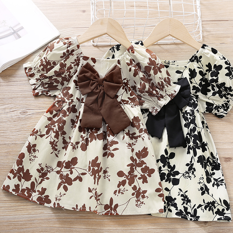 

Toddler Girl Leaf Print Square Neck Bowknot Decor Ruffled Short-sleeve Dress
