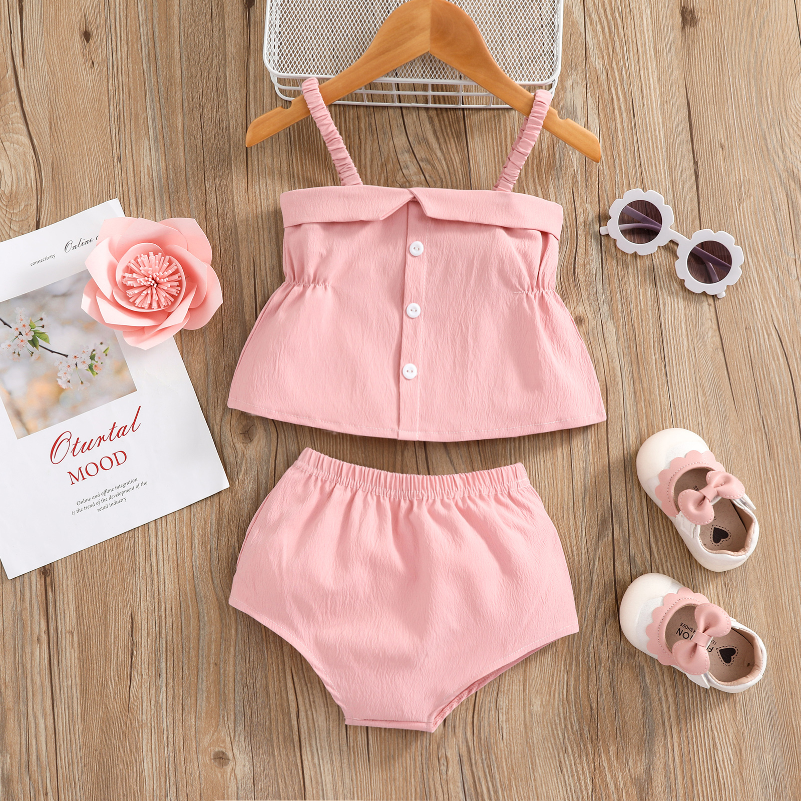 

100% Cotton 2pcs Baby Girl Button Design Pink Spaghetti Strap Top and Shorts Set