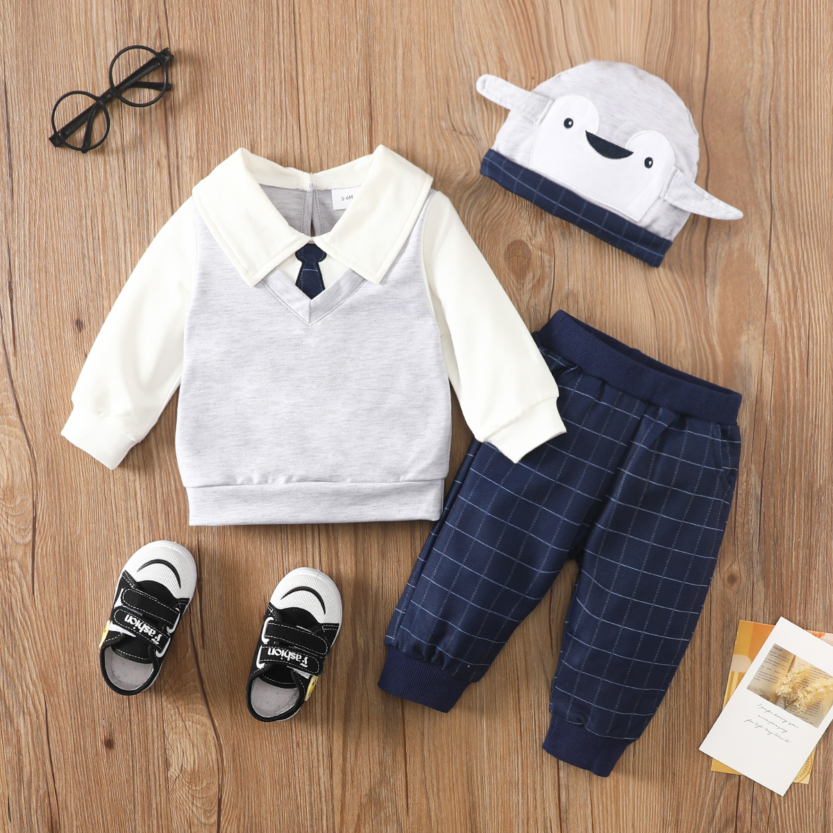 

3pcs Baby Boy/Girl Lapel Faux-two Long-sleeve Top and Plaid Trousers with Cartoon Penguin Hat Set