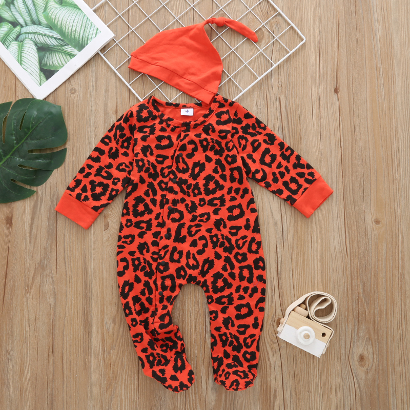 

2pcs Allover Leopard Print Long-sleeve Footed Baby Jumpsuits Set