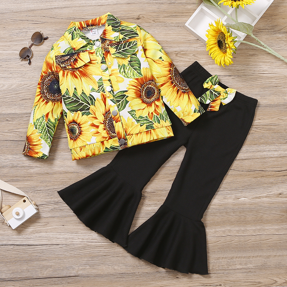 

2-piece Toddler Girl Floral Print Lapel Collar Button Design Long-sleeve Shirt and Black Flared Pants Set