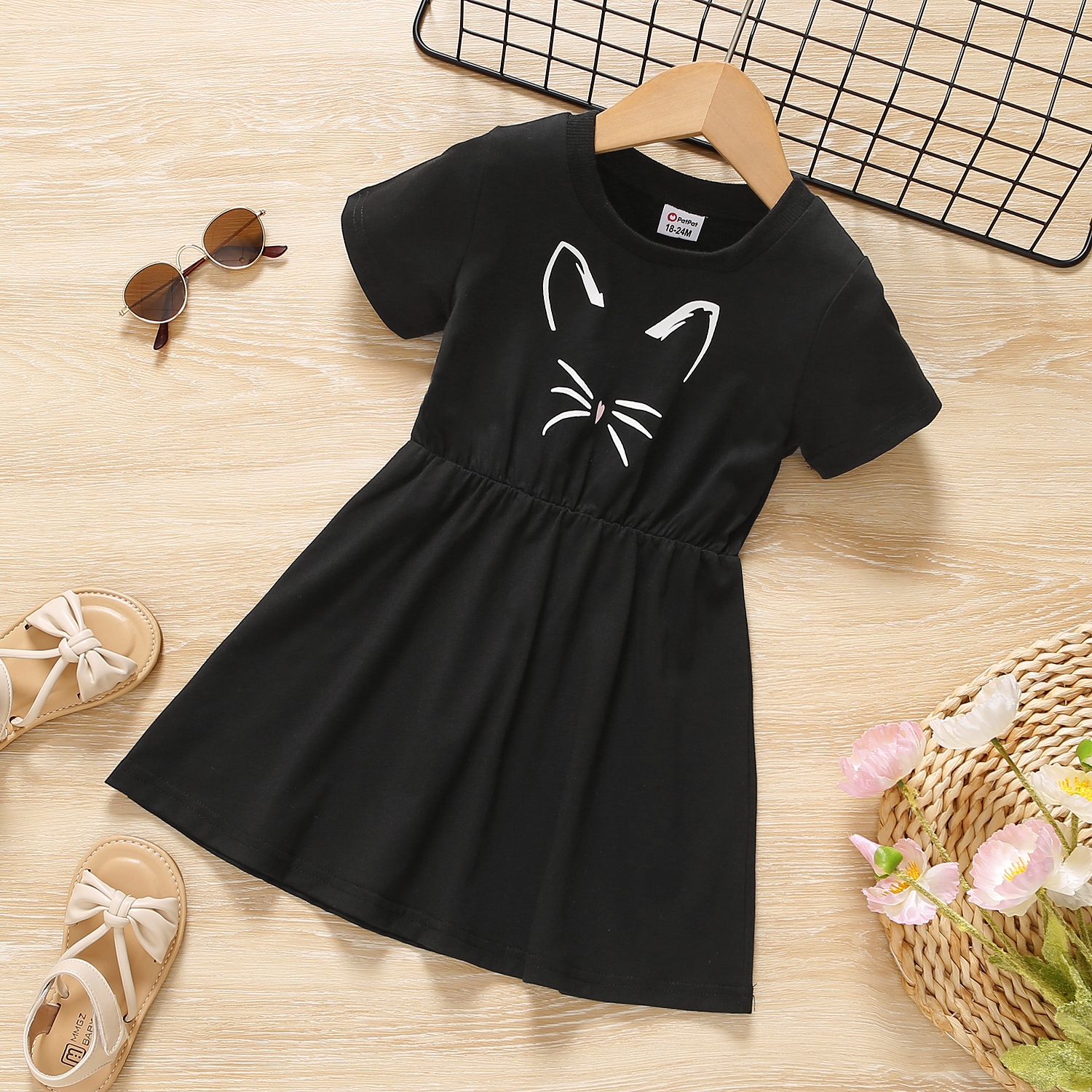 

Toddler Girl Cat Print Short-sleeve Black Dress