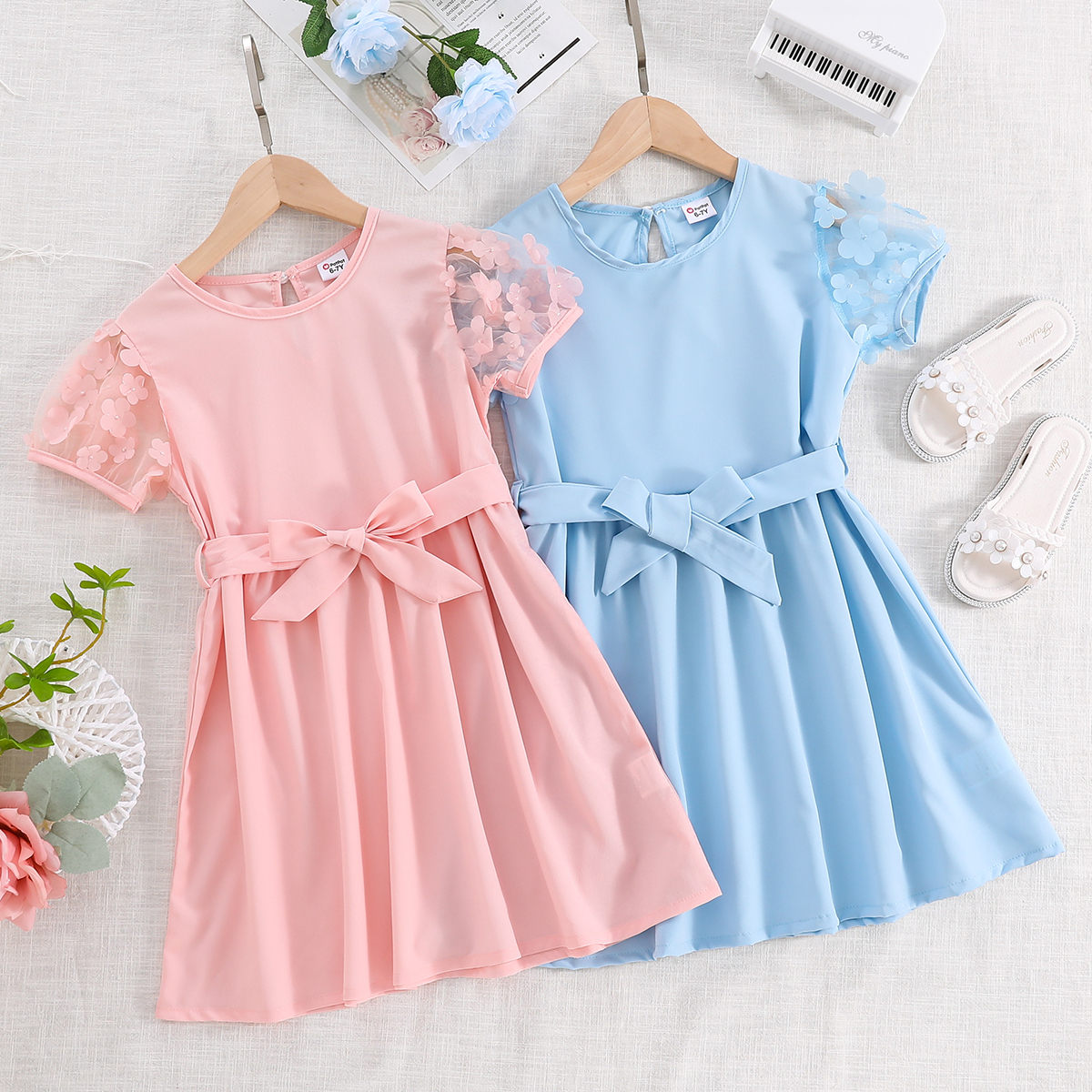 

Kid Girl 3D Floral Mesh Design Belted Solid Color Short-sleeve Dress