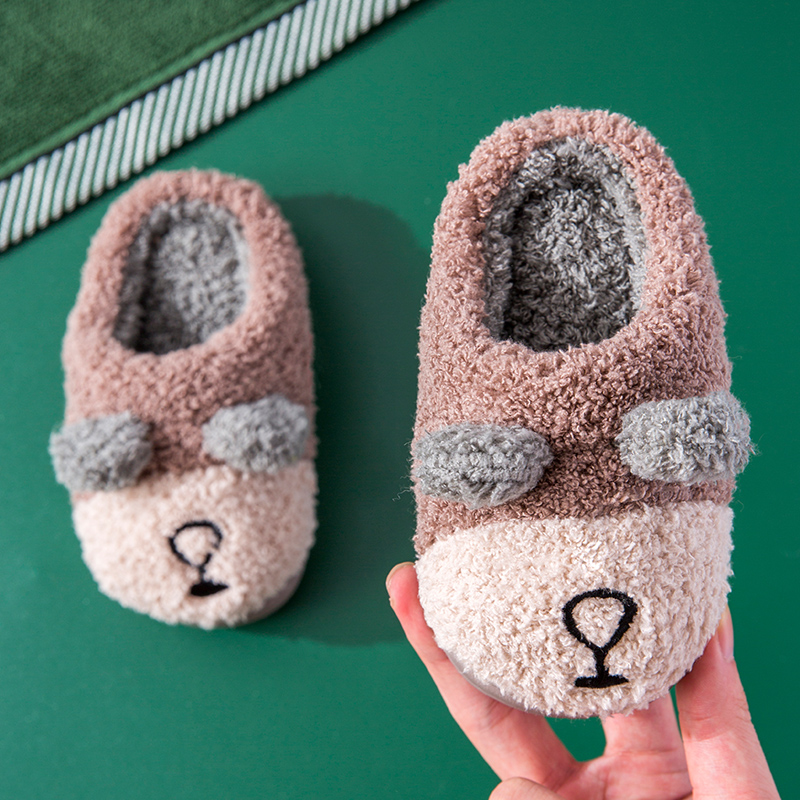 

Toddler / Kid Adorable Cartoon Plush Slipper