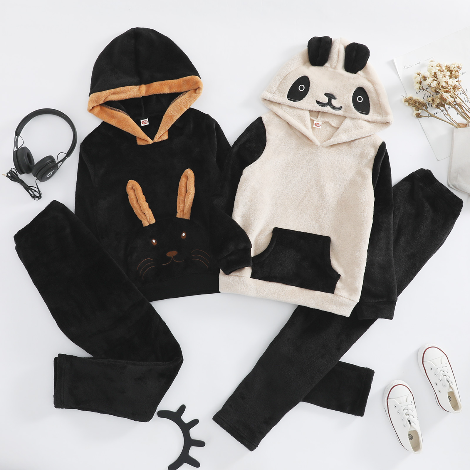 

2-piece Kid Boy/Kid Girl Animal Pattern Ear Design Fuzzy Hoodie Sweatshirt and Pants Set