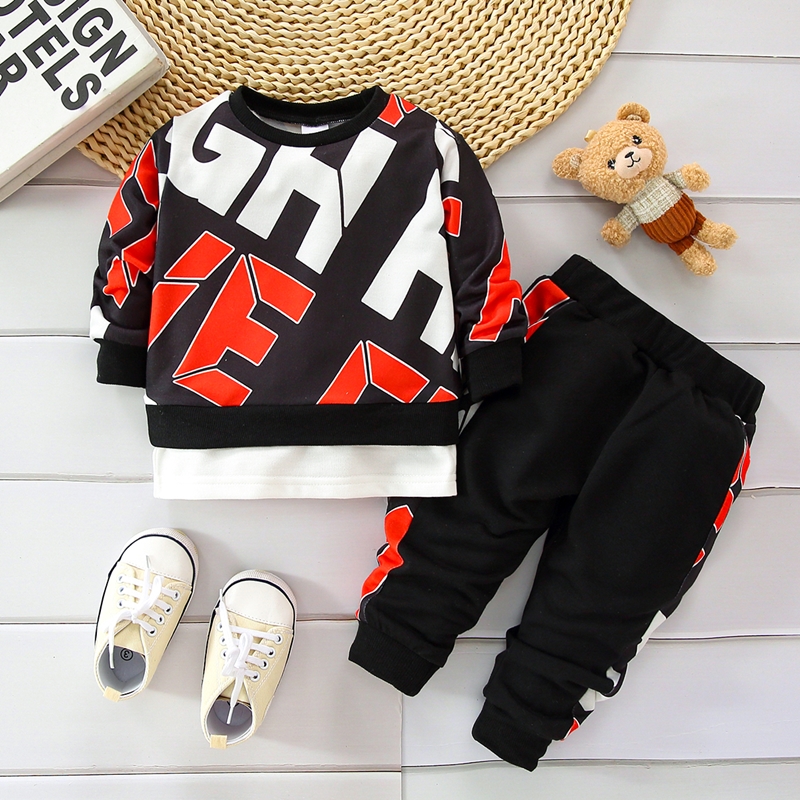 

2pcs Toddler Boy Faux-two Letter Print Sweatshirt and Pants Set