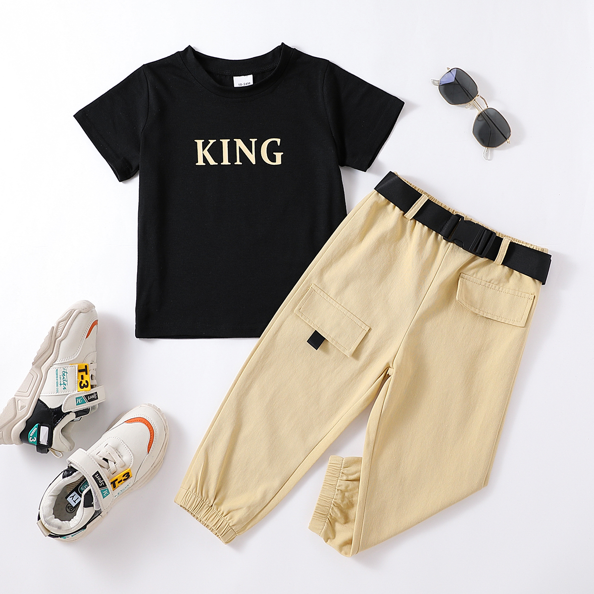 

3pcs Toddler Boy Trendy Letter Print Tee & Cargo Pants & Belt Set