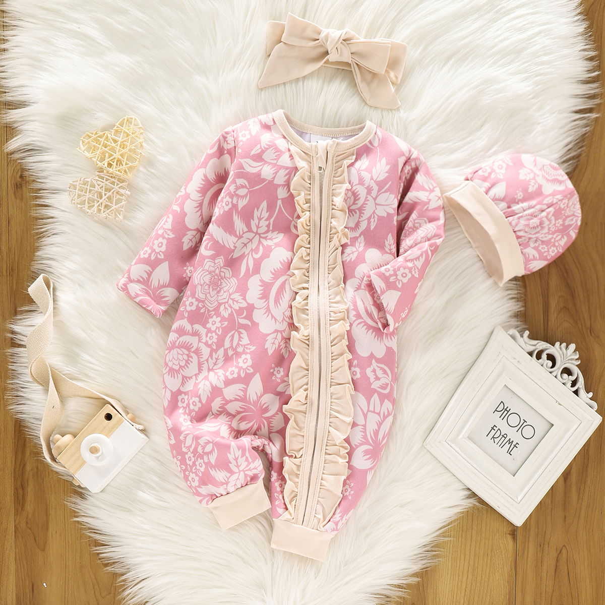 

3pcs Baby Floral Print Pink Long-sleeve Ruffle Zip Jumpsuit Set