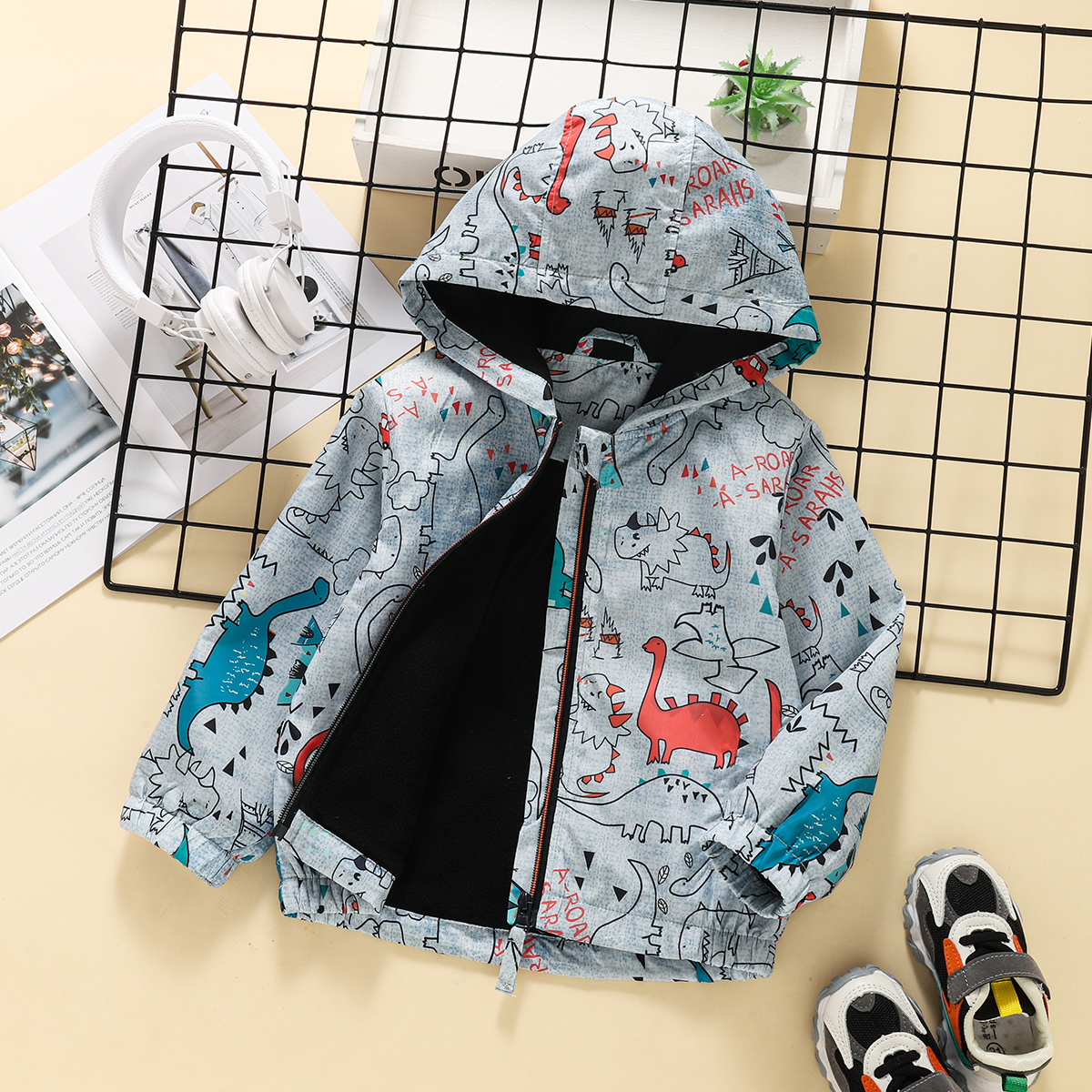 

Toddler Boy Animal Dinosaur Print Zipper Thermal Hooded Coat
