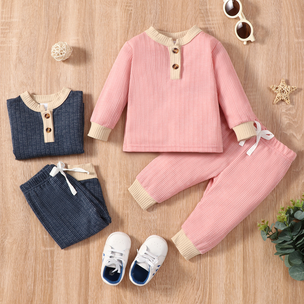 

2pcs Baby Boy/Girl Solid Ribbed Long-sleeve Button Top and Trousers Set