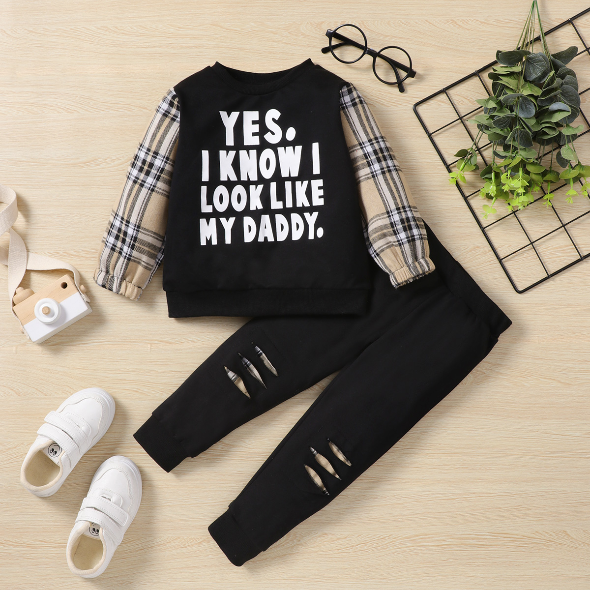 

2-piece Toddler Letter Print Plaid Pullover Sweatshirt and Black Pants Set