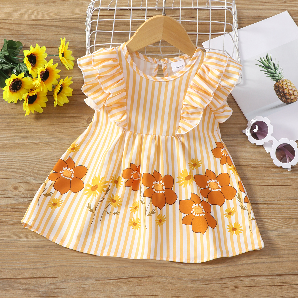 

Toddler Girl Floral Print Stripe Ruffled Flutter-sleeve Dress