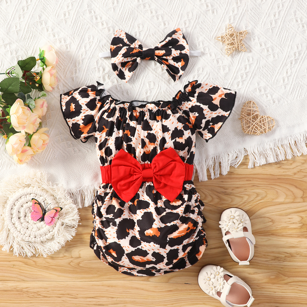 

2pcs Baby Girl Bowknot Design Leopard Off Shoulder Short-sleeve Slim-fit Dress with Headband Set