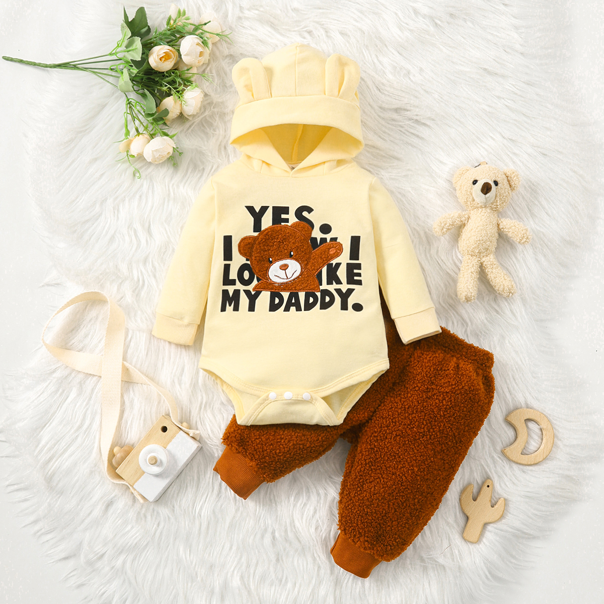 

2pcs Baby Boy Bear Pattern Letter Print Hooded Long-sleeve Romper and Fleece Pants Set