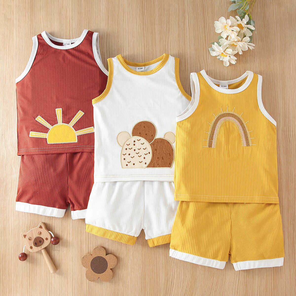 

2pcs Toddler Boy/Girl Playful Cactus/Sun/Rainbow Embroidered Tank Top & Shorts Set