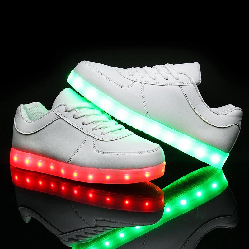 

Toddler / Kid LED Light Up USB Rechargeable Sneakers