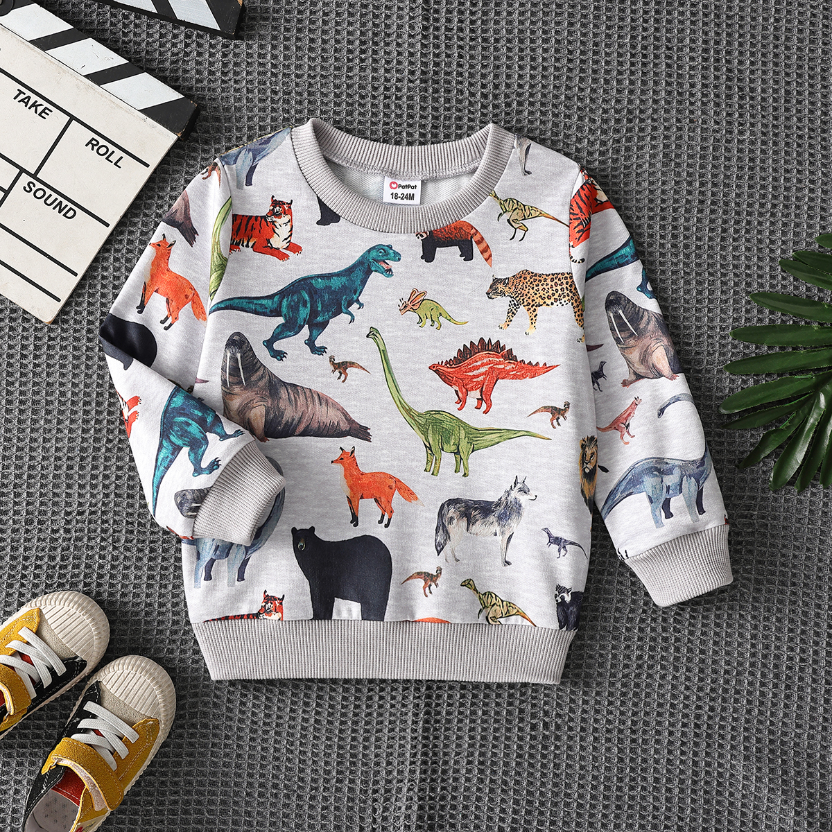 

Toddler Boy Playful Animal Dinosaur Print Pullover Sweatshirt