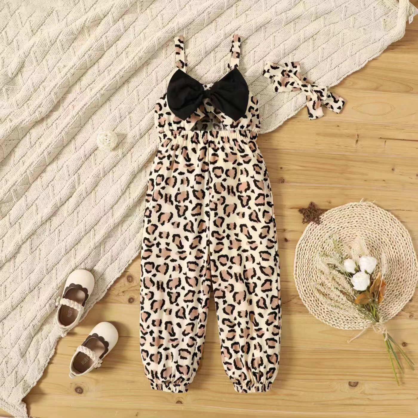 

Toddler Girl Leopard Print Bowknot Design Cut Out Cami Jumpsuits